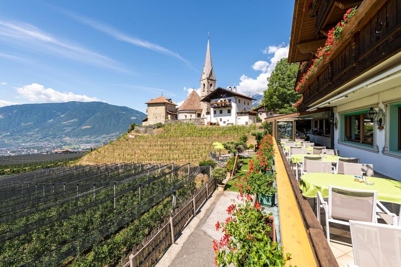 Hotel Moserhof Schenna Extérieur photo